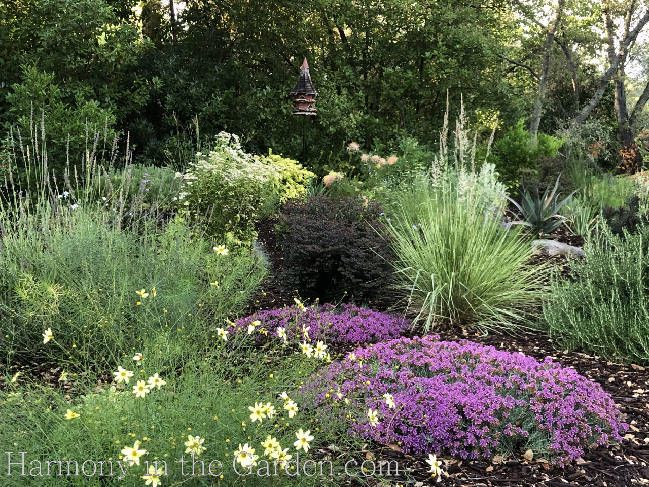 designing pollinator garden